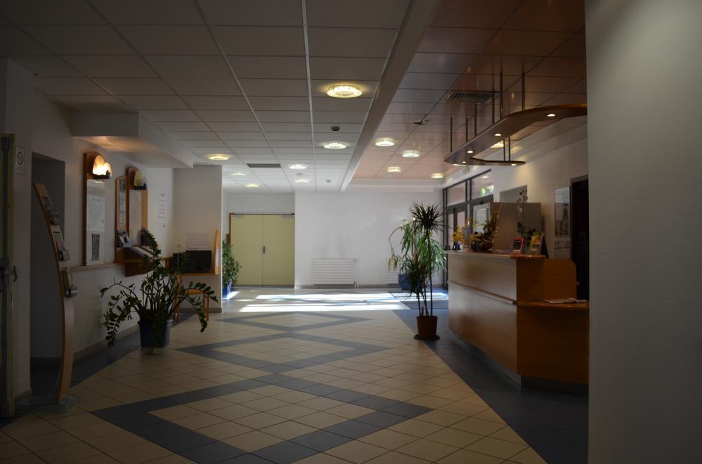 Kyriad Direct Montauban Centre מראה חיצוני תמונה